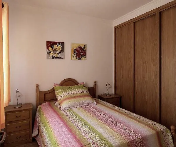 Alloggio per agriturismo Monte Belo Romao *