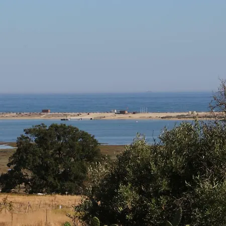 Monte Belo Romão Alojamento de Turismo Rural *
